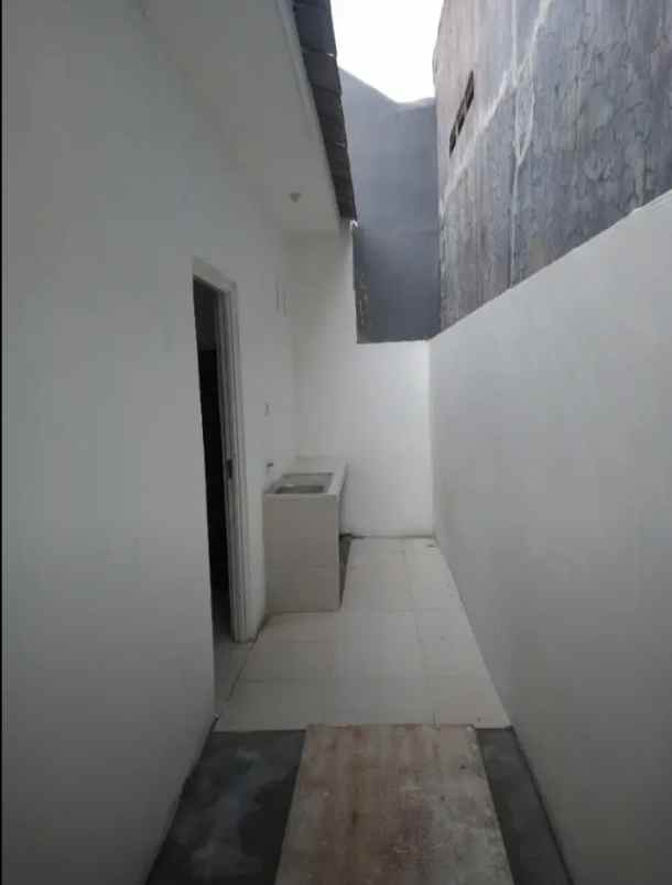 dijual rumah perumahan citra