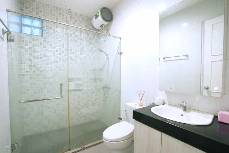 dijual rumah perumahan gading arcadia