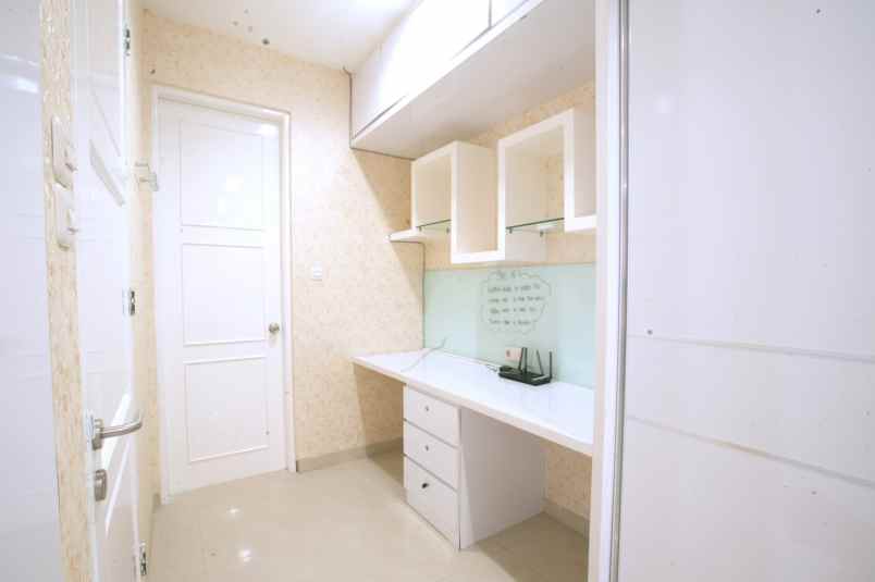 dijual rumah perumahan gading arcadia