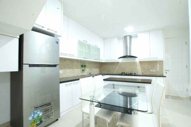 dijual rumah perumahan gading arcadia