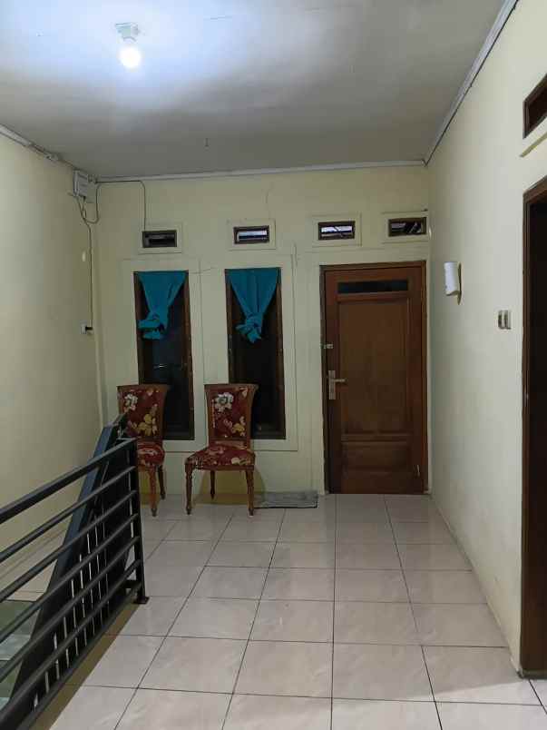 dijual rumah perumahan graha pandak permai