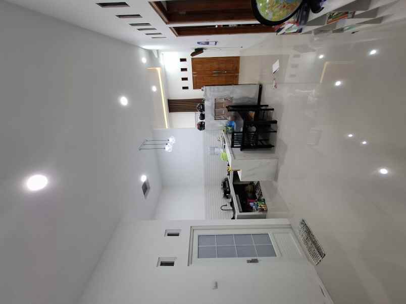 dijual rumah perumahan kalinegoro