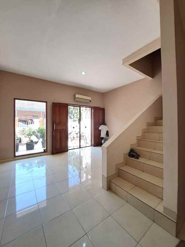 dijual rumah perumahan permata harapan