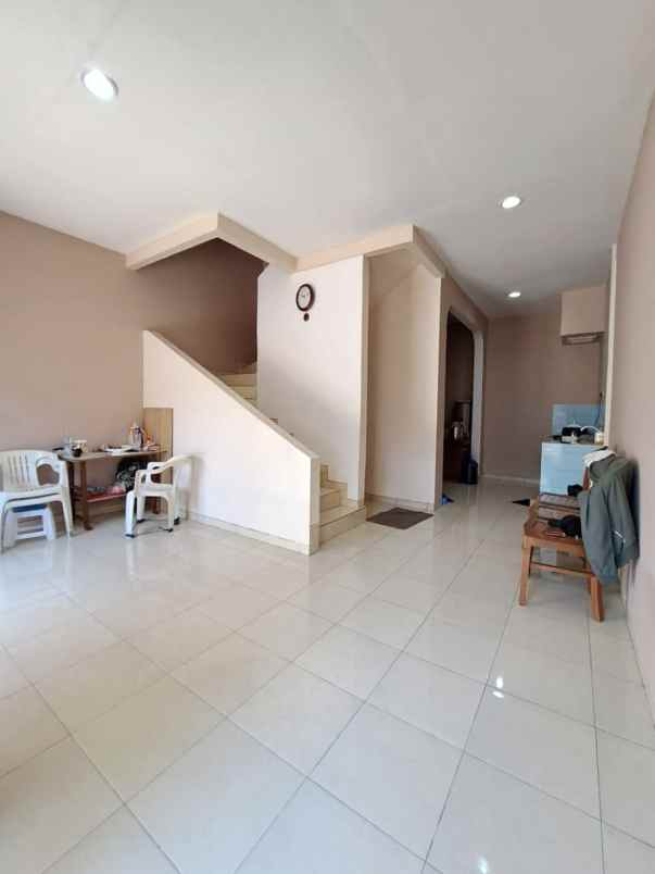 dijual rumah perumahan permata harapan