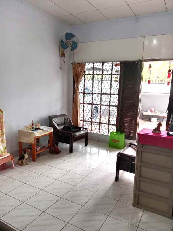 dijual rumah perumahan taman galaxy