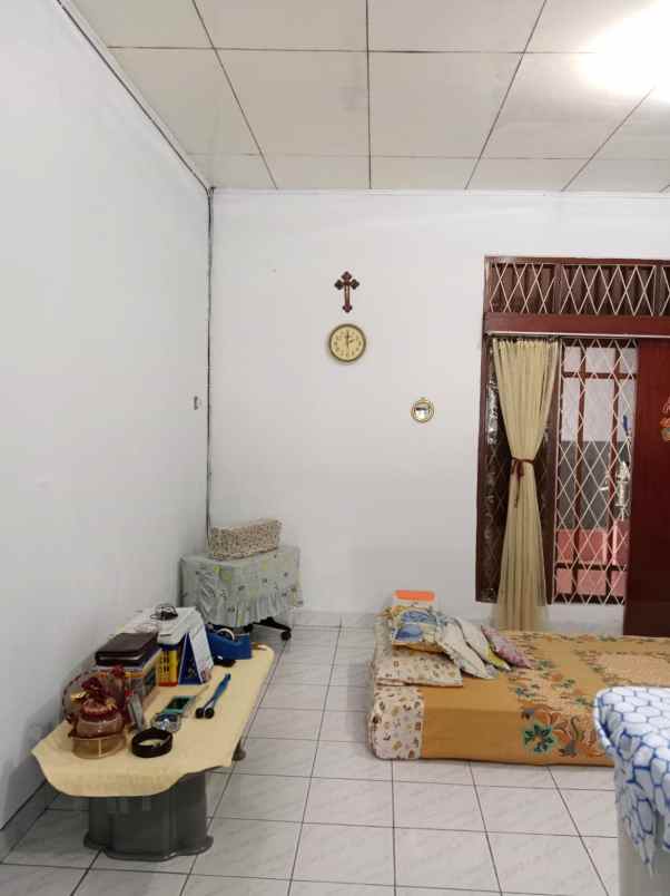 dijual rumah perumahan taman galaxy