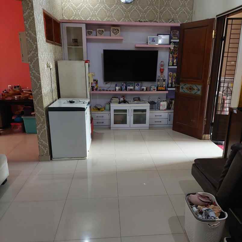 dijual rumah perumahan taman juanda j2