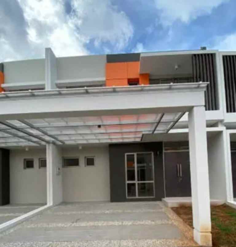 dijual rumah pik2