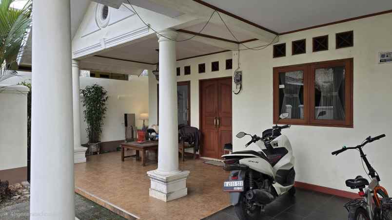 dijual rumah pisangan ciputat timur