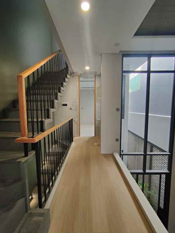 dijual rumah pondok bambu