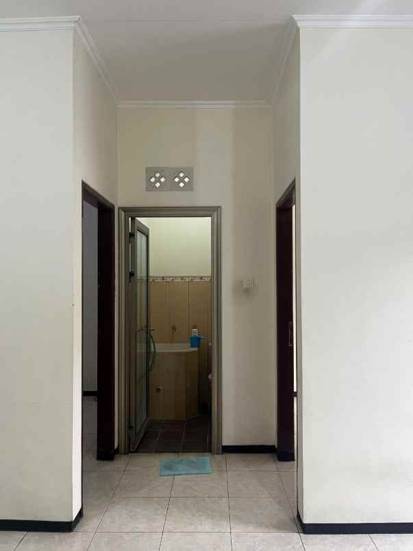 dijual rumah pondok jati