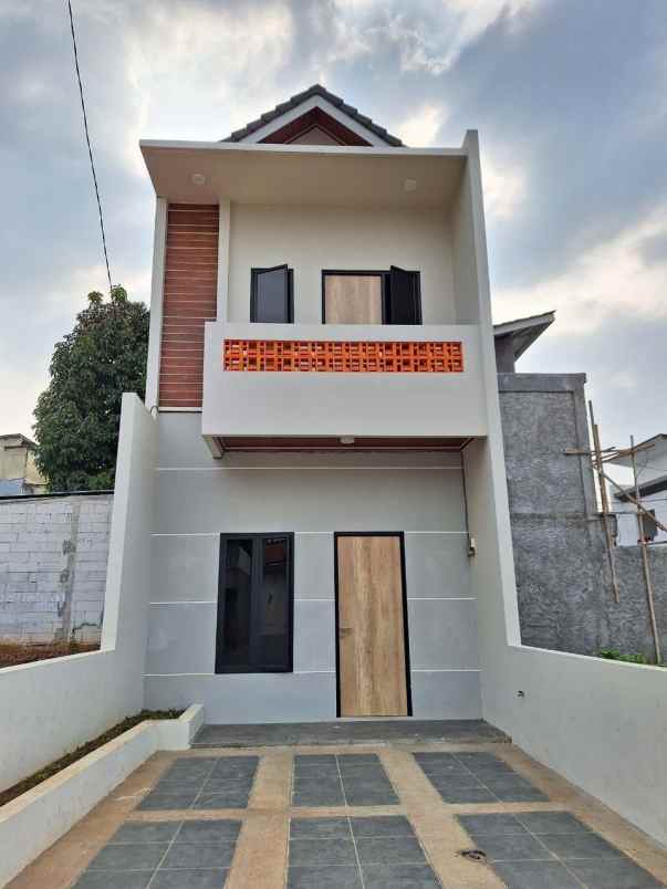 dijual rumah pondok kacang timur