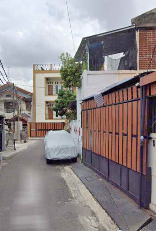 dijual rumah pondok kelapa