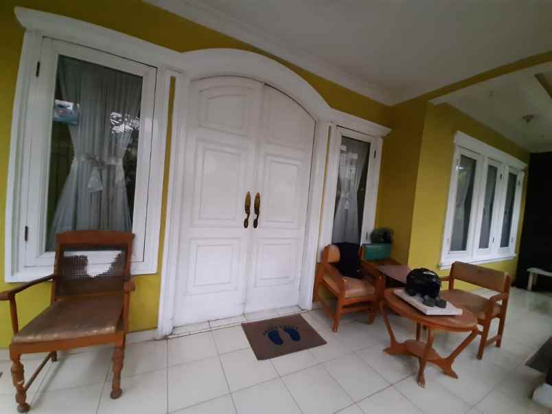 dijual rumah pondok kopi