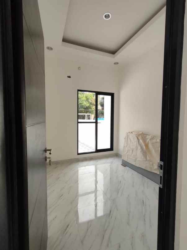 dijual rumah pondok ranggon cipayung jaktim