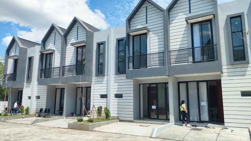 dijual rumah prapen indah