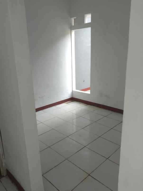 dijual rumah puri bukit depok