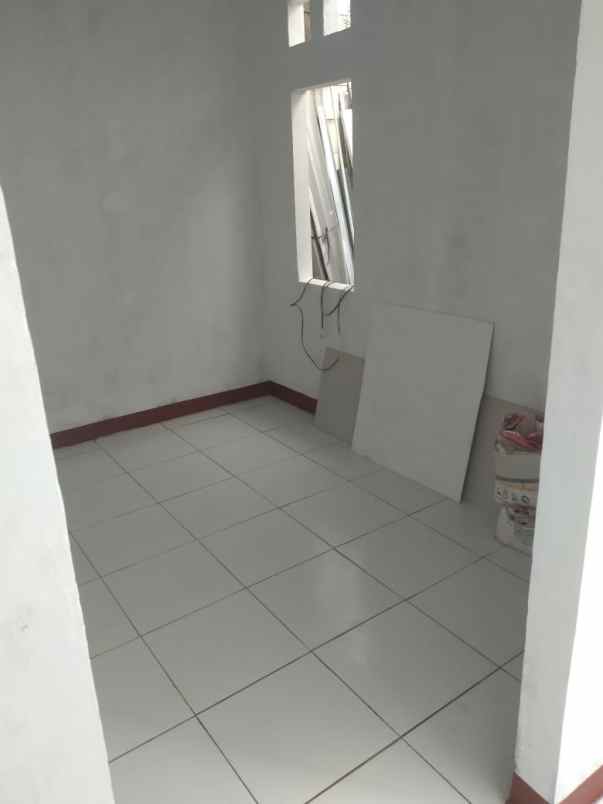 dijual rumah puri bukit depok