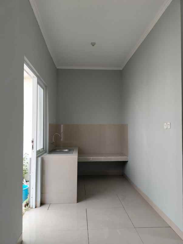 dijual rumah puri melia garden