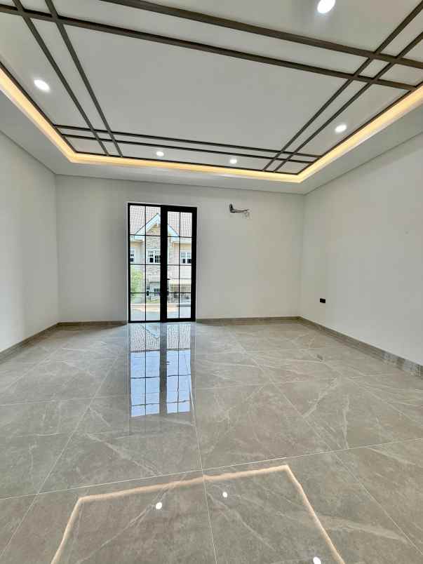 dijual rumah puri widya kencana citraland