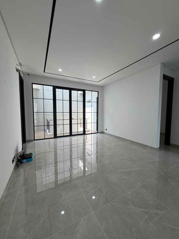 dijual rumah puri widya kencana citraland