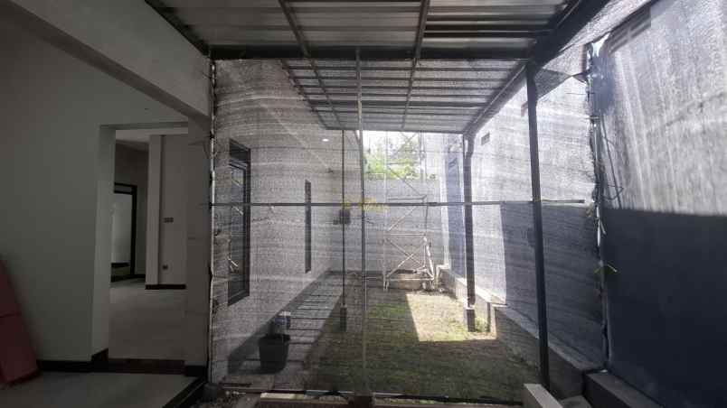 dijual rumah purwomartani