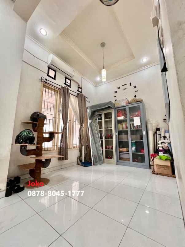 dijual rumah rawajati