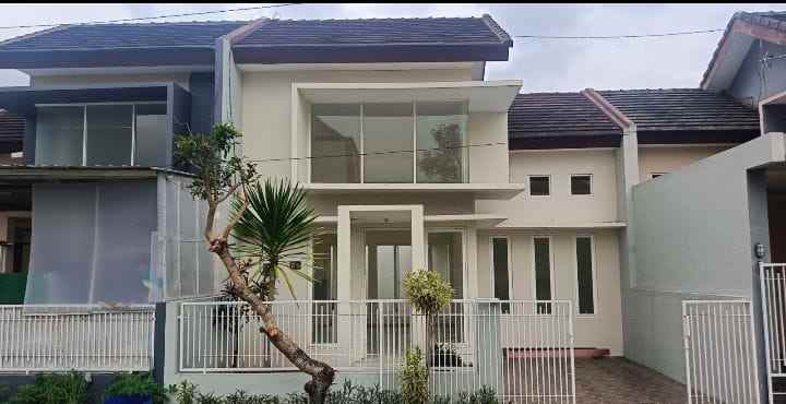 dijual rumah raya karangploso malang