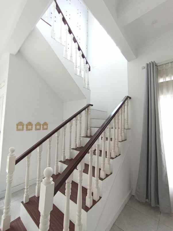 dijual rumah riung bandung