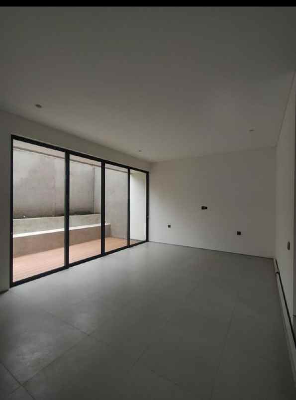 dijual rumah riung margahayu raya metro