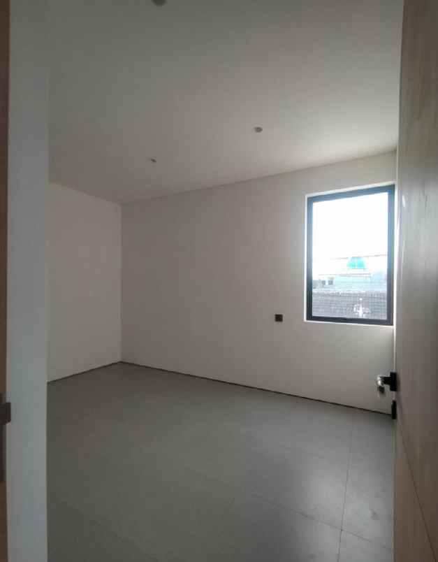 dijual rumah riung margahayu raya metro