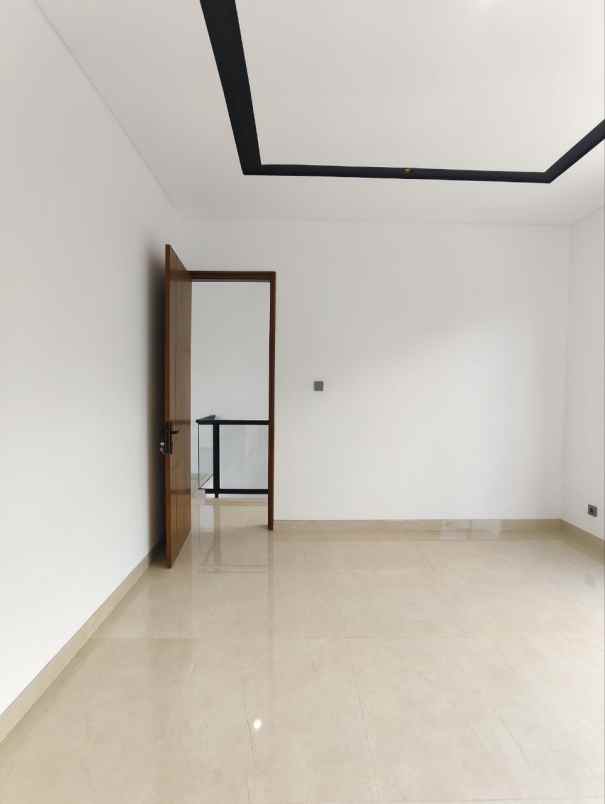 dijual rumah rungkut asri