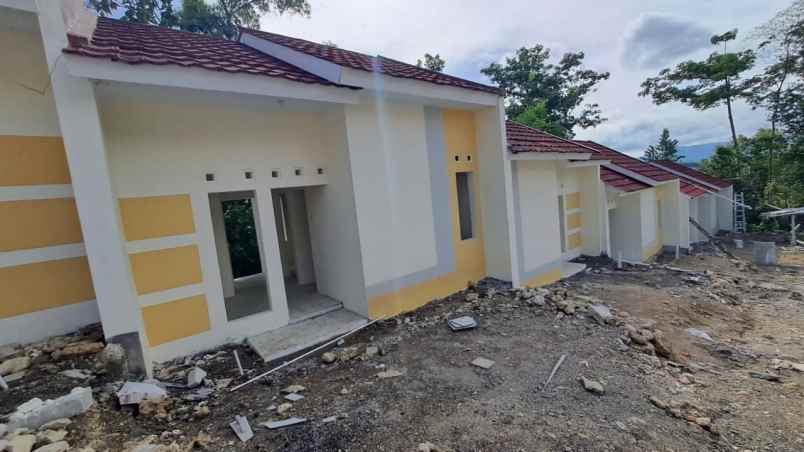 dijual rumah sedayu bantul