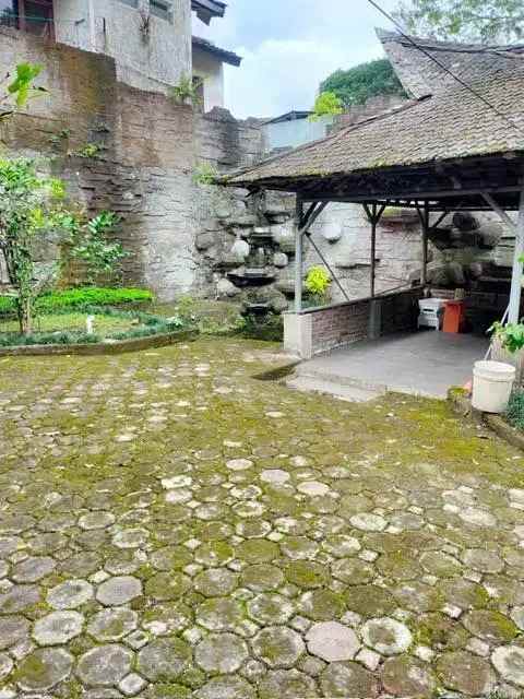 dijual rumah setiabudhi bandung