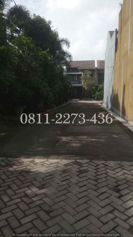 dijual rumah setraduta