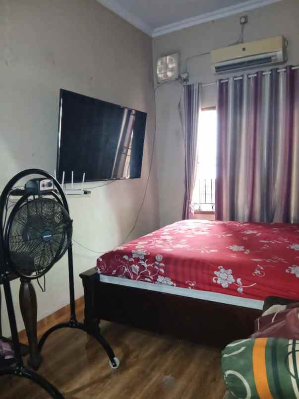 dijual rumah setu indah
