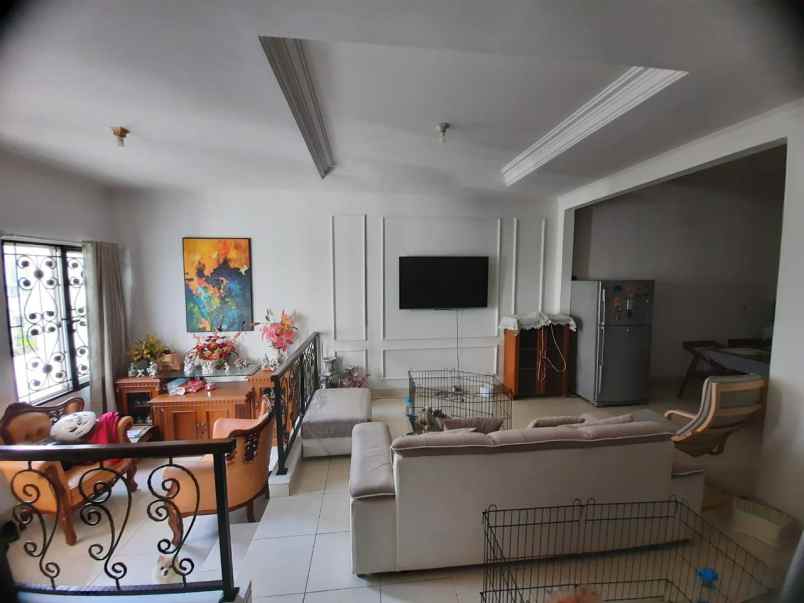 dijual rumah siap huni di daerah kelapa gading