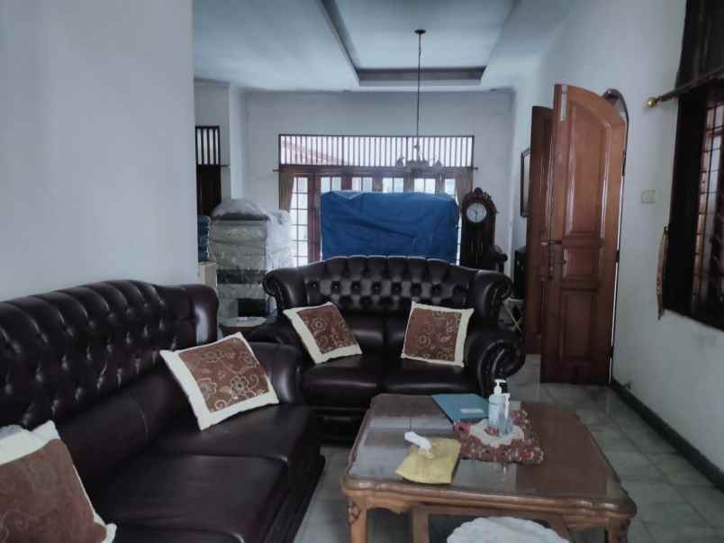 dijual rumah siap huni di dearah kelapa gading