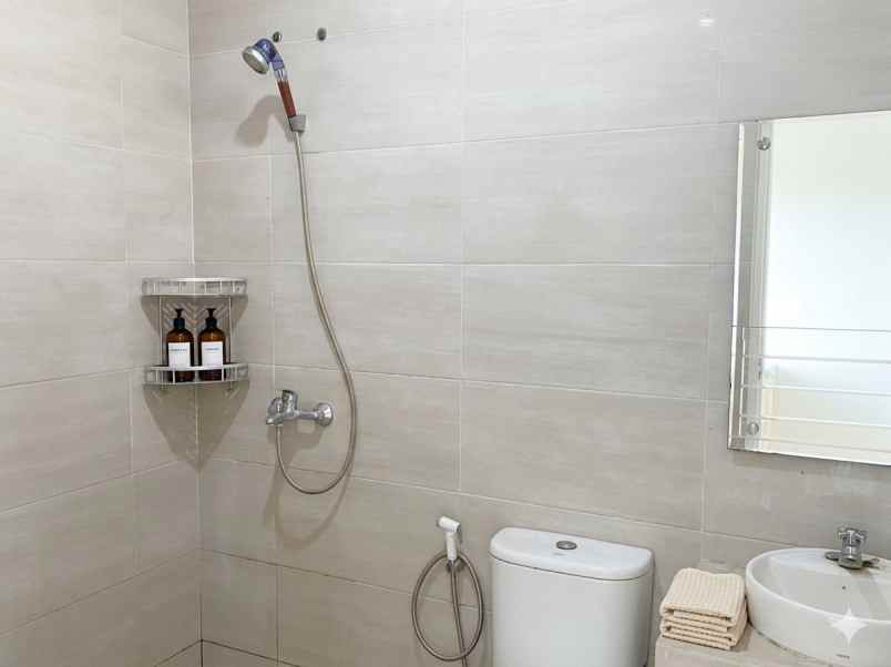 dijual rumah siap huni di seruni hills kranggan bekasi