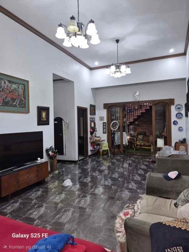 dijual rumah siap huni lokasi di sengkaling