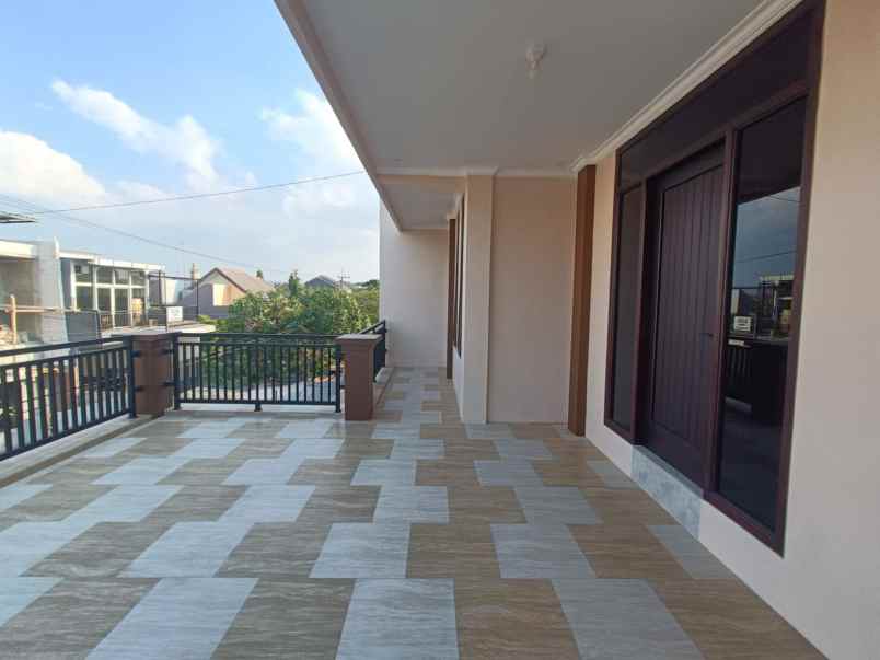 dijual rumah siap huni lokasi sawojajar 2