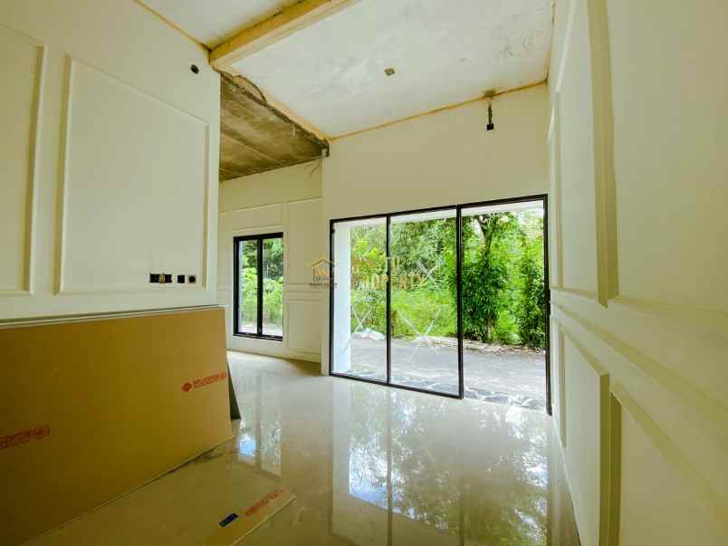 dijual rumah sukoharjo