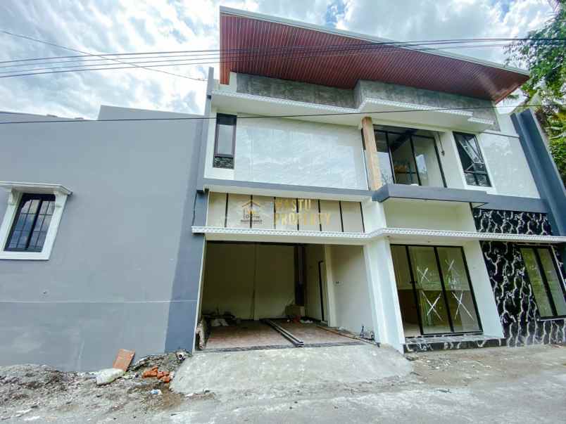 dijual rumah sukoharjo