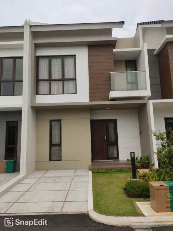 dijual rumah summarecon bekasi cluster