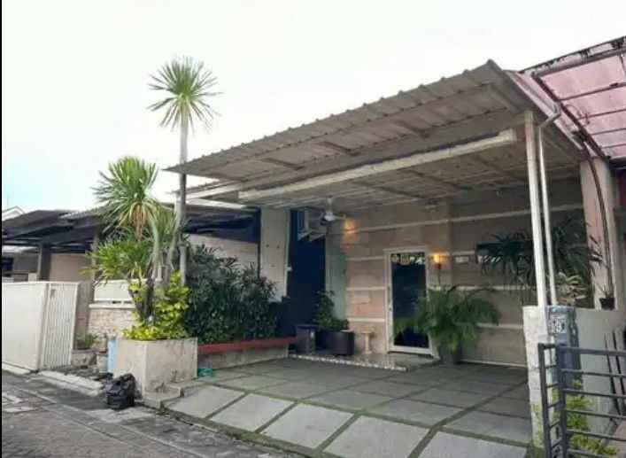 dijual rumah taman rivera regency
