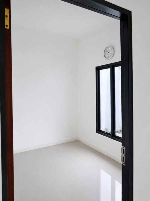 dijual rumah tamansari bogor