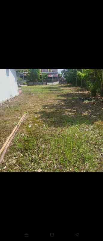 dijual rumah tanah