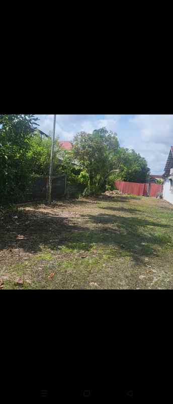 dijual rumah tanah