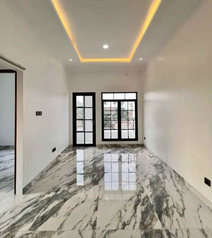 dijual rumah tanah baru