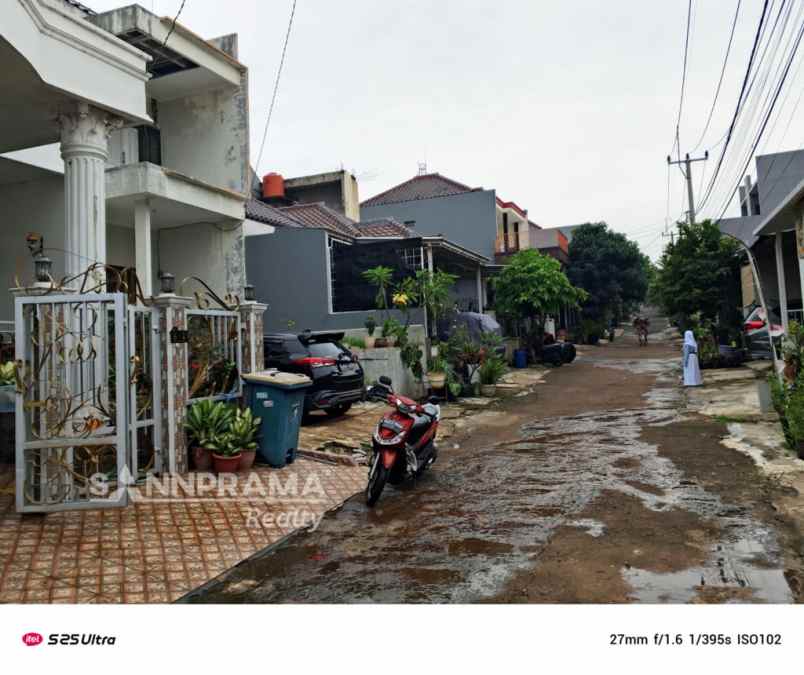 dijual rumah tanah baru